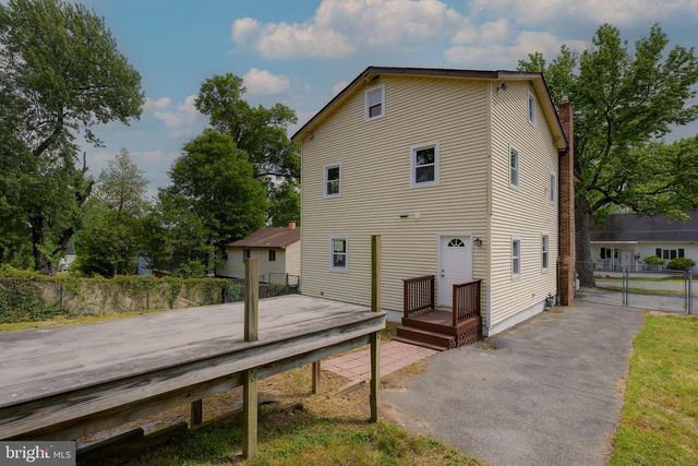 4904 DELAWARE ST, College Park, MD 20740