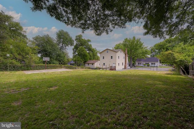 4904 DELAWARE ST, College Park, MD 20740