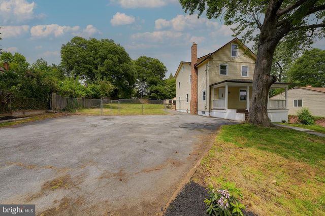 4904 DELAWARE ST, College Park, MD 20740