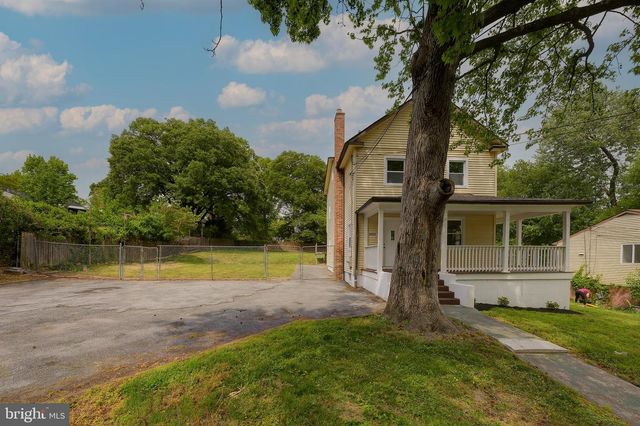4904 DELAWARE ST, College Park, MD 20740