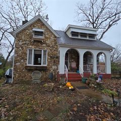 1833 Opeechee Beach Road, Pacific, MO 63069