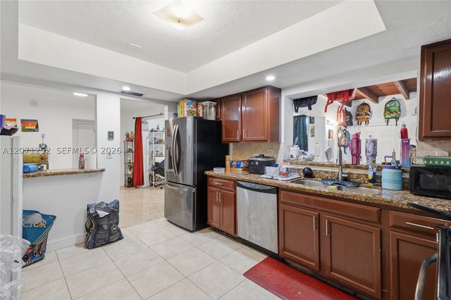 7636 Alhambra Blvd, Miramar, FL 33023