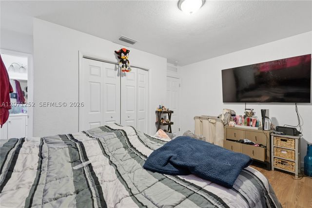 7636 Alhambra Blvd, Miramar, FL 33023