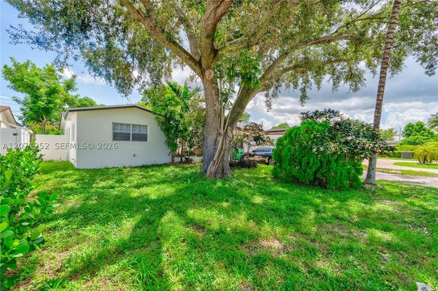 7636 Alhambra Blvd, Miramar, FL 33023
