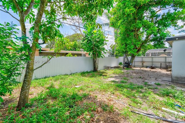 7636 Alhambra Blvd, Miramar, FL 33023