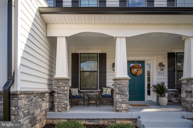 301 KINGDOM DR, Fredericksburg, VA 22406