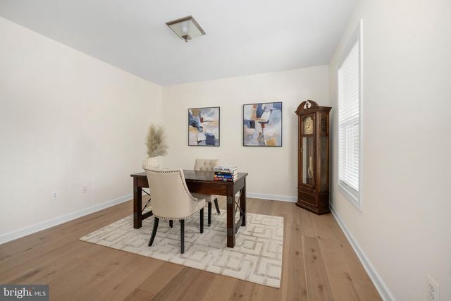 301 KINGDOM DR, Fredericksburg, VA 22406