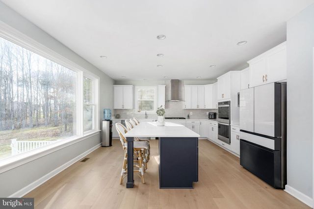 301 KINGDOM DR, Fredericksburg, VA 22406