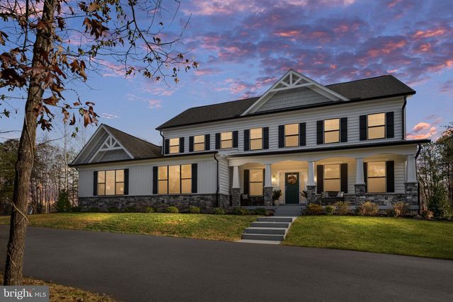 301 KINGDOM DR, Fredericksburg, VA 22406