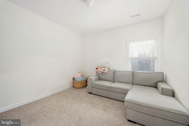 301 KINGDOM DR, Fredericksburg, VA 22406