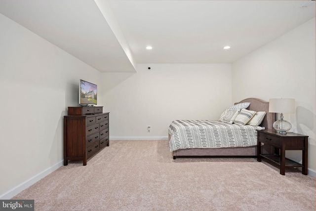 301 KINGDOM DR, Fredericksburg, VA 22406