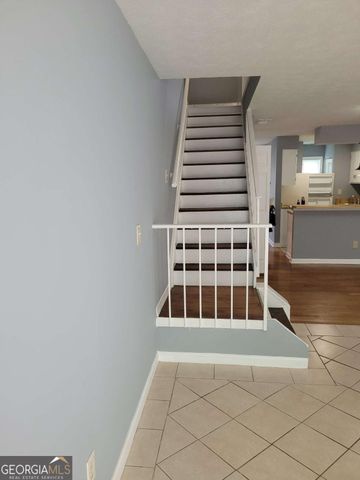 457 Prince Of Wales, Stone Mountain, GA 30083