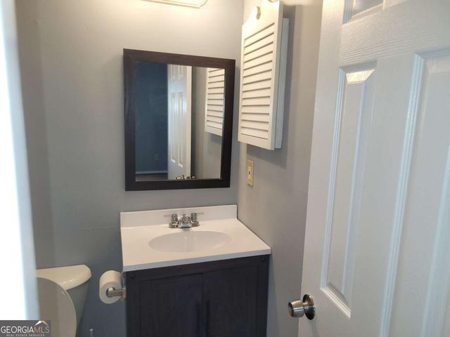 457 Prince Of Wales, Stone Mountain, GA 30083