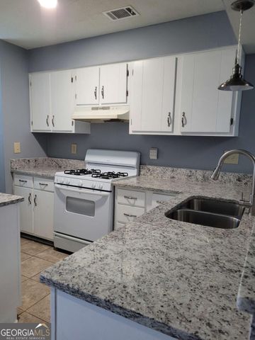 457 Prince Of Wales, Stone Mountain, GA 30083