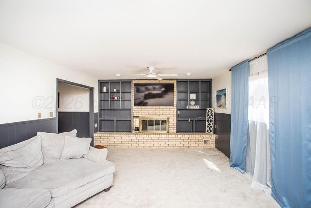 73 Houston Road, Tulia, TX 79088