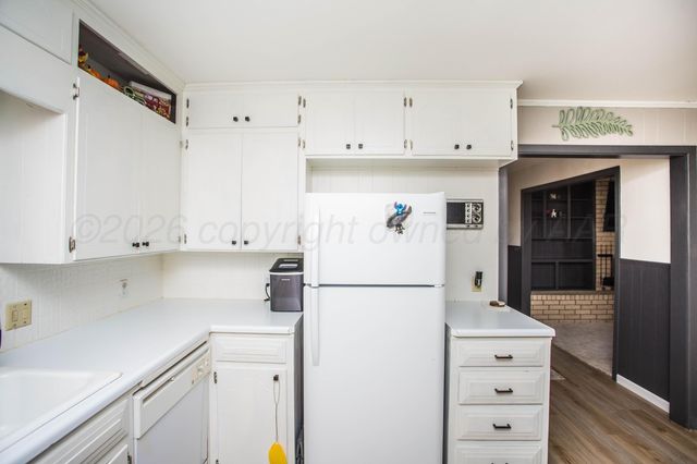 73 Houston Road, Tulia, TX 79088