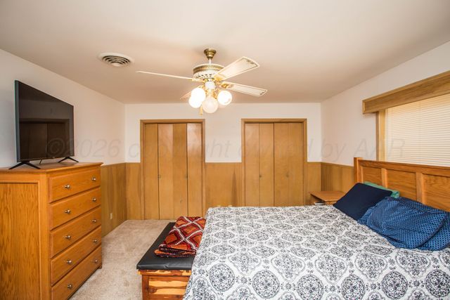 73 Houston Road, Tulia, TX 79088