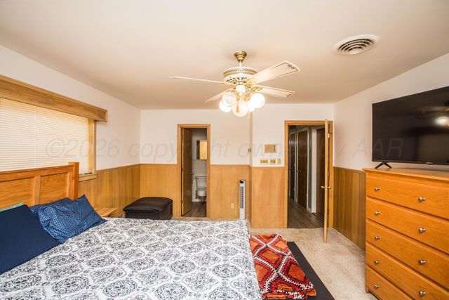 73 Houston Road, Tulia, TX 79088