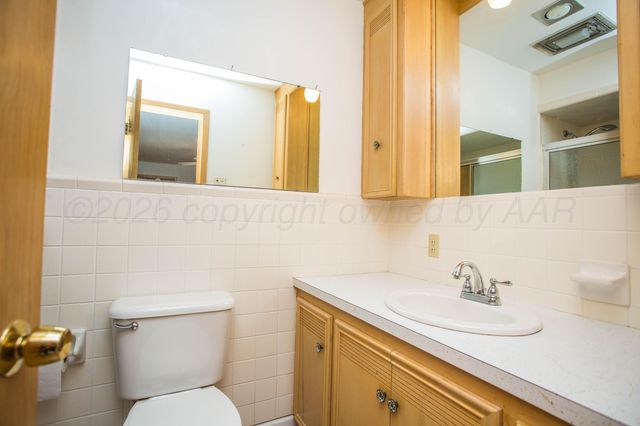 73 Houston Road, Tulia, TX 79088