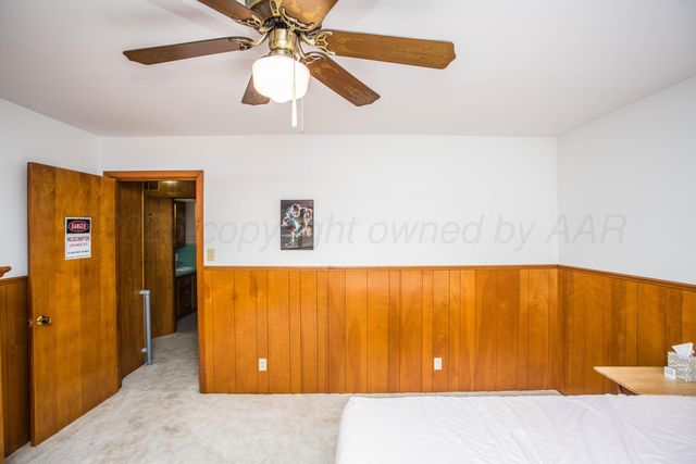 73 Houston Road, Tulia, TX 79088