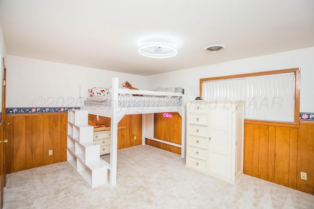 73 Houston Road, Tulia, TX 79088