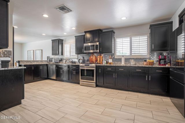 9707 DARWAY Drive, El Paso, TX 79925
