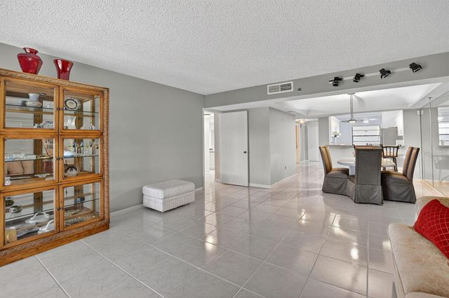 9170 SW 14th Street 4105, Boca Raton, FL 33428