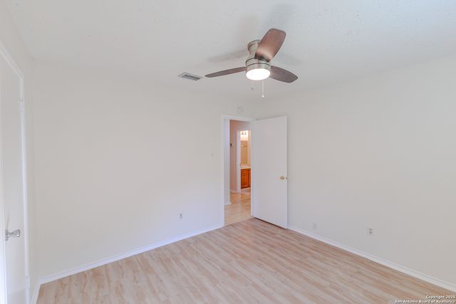 6303 Welles Glenn Cir, San Antonio, TX 78240