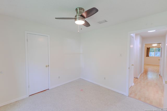 6303 Welles Glenn Cir, San Antonio, TX 78240