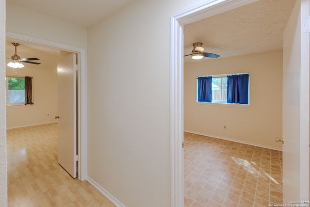 6303 Welles Glenn Cir, San Antonio, TX 78240