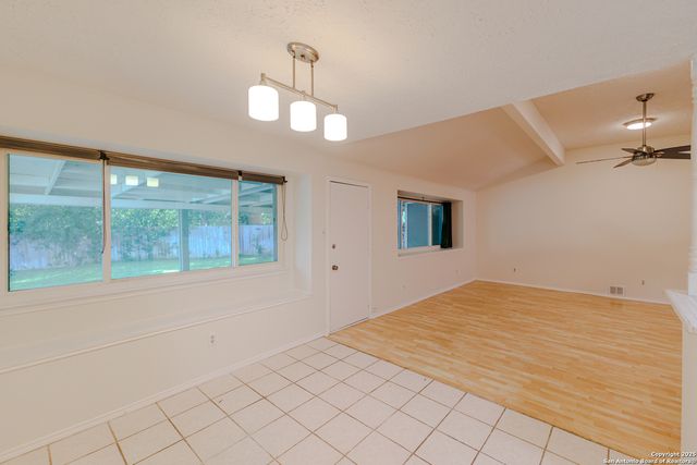 6303 Welles Glenn Cir, San Antonio, TX 78240