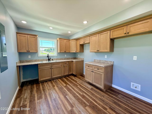 419 Susannah Ave, Bardstown, KY 40004