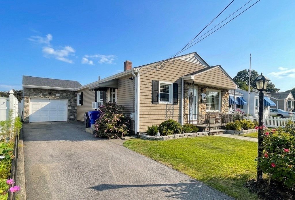 118 Balch Street, Pawtucket, RI 02861