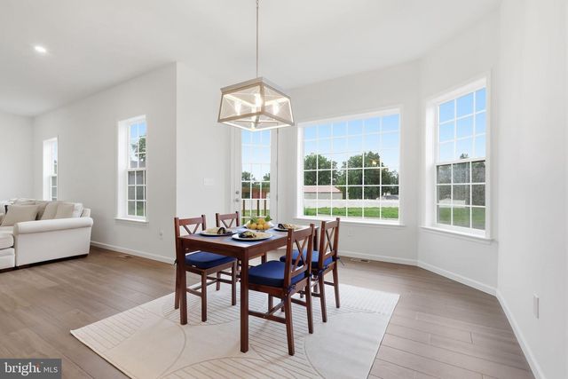 113 CAMERON LN, Lititz, PA 17543