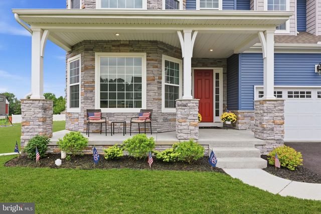 113 CAMERON LN, Lititz, PA 17543