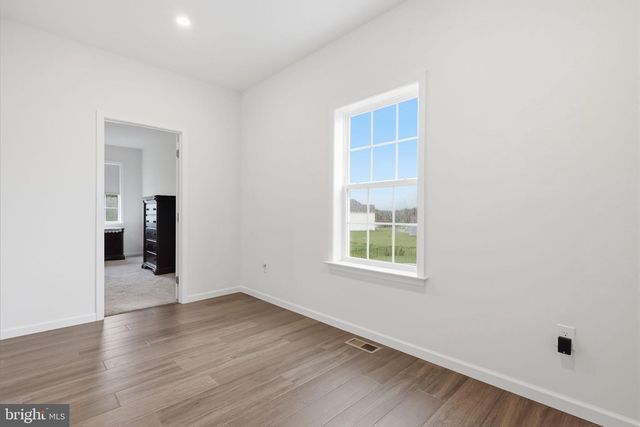 113 CAMERON LN, Lititz, PA 17543