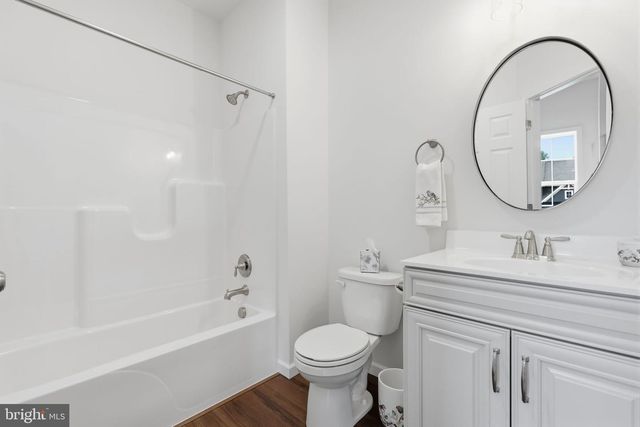 113 CAMERON LN, Lititz, PA 17543