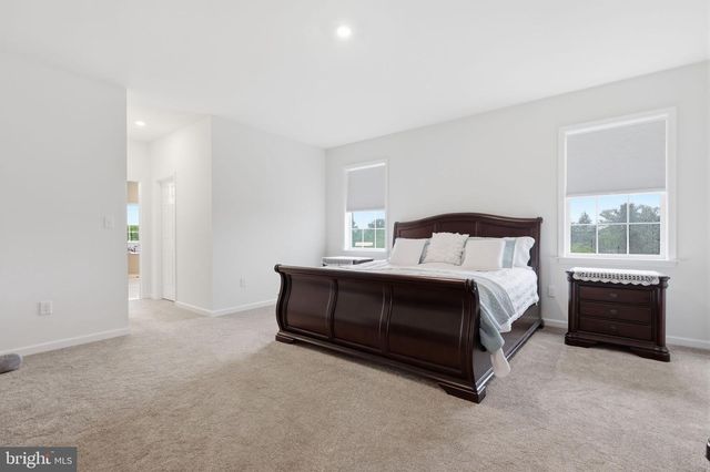 113 CAMERON LN, Lititz, PA 17543