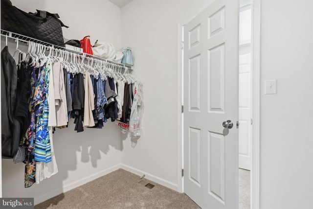 113 CAMERON LN, Lititz, PA 17543