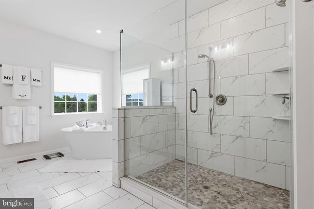 113 CAMERON LN, Lititz, PA 17543