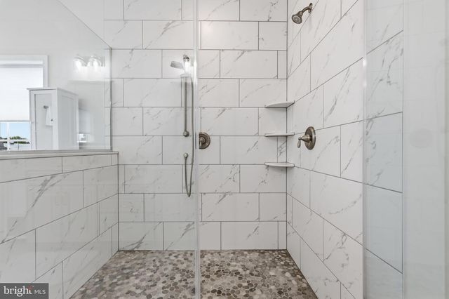 113 CAMERON LN, Lititz, PA 17543