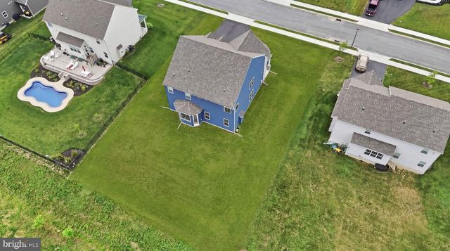 113 CAMERON LN, Lititz, PA 17543