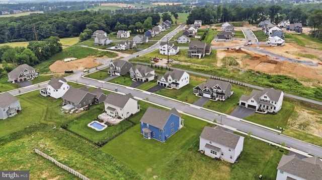 113 CAMERON LN, Lititz, PA 17543