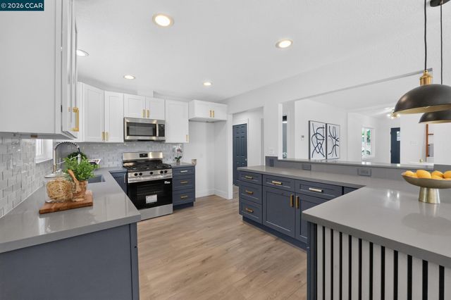 2755 Eastgate Ave, Concord, CA 94520