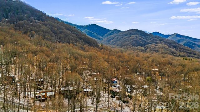 76 Shirley Drive, Maggie Valley, NC 28751