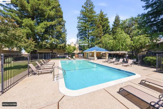 709 Center Ave, Martinez, CA 94553