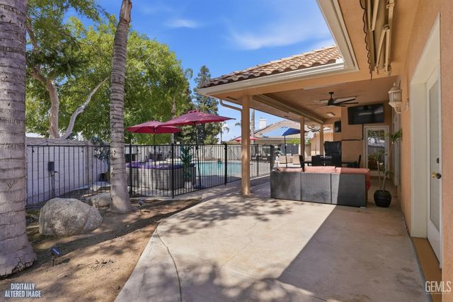 4906 Palisades Circle, Bakersfield, CA 93308
