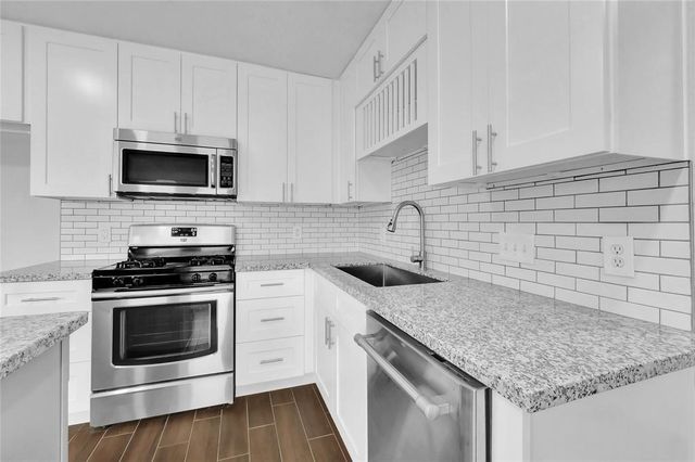 19734 Twin Canyon Court, Katy, TX 77450