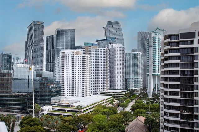 770 Claughton Island Dr 1705, Miami, FL 33131