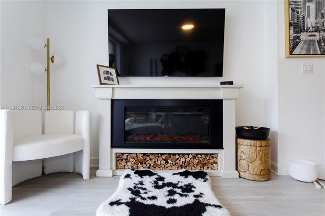 770 Claughton Island Dr 1705, Miami, FL 33131